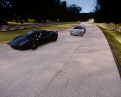 Aston VS Ferrari