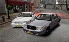 2001 Ford Crown Victoria LX & Police Interceptor