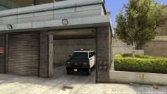 LSPD SWAT Van in Garage