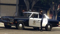 Police Officers, hold it!