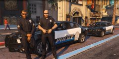 Officers Show Off New Fleet in Vinewood!
