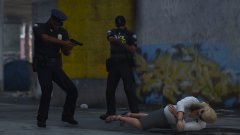 Daughter of a corporate boss thinks she's allowed to take off on traffic stops....smh