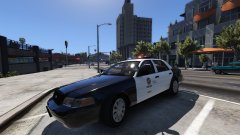 LAPD CVPI at the station