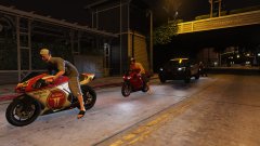 Oh, lets stop Mr. No Helmet (I)