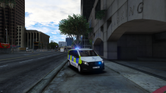 British Transport Police Mercedes-Benz Vito - Arrive on scene