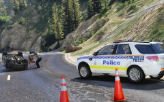 WAPOL Major Crash Investigations giving a helping hand