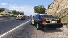 Old school Crown Vic CHP