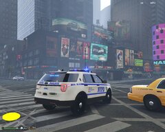 NYPD responding in Manhattan