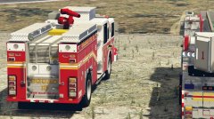 FDNY- 2014 Seagrave ladder and Squad pic5.jpg