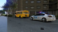 nyc-schoolbus-nypd pic2.jpg