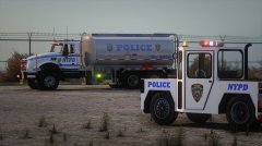 NYPD Mack Granite Fuel Truck - Aviation Unit pic4.jpg