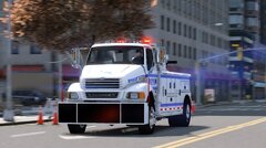 2007 NYPD Sterling Large Tow Truck