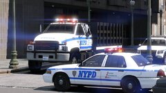 NYPD - GMC Dual Cab - Barriers truck.