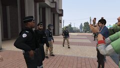 French police responding to a protest [1/3]