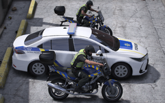 Suzuki SV650 (x2) and Toyota Corolla patrol police of Ukraine