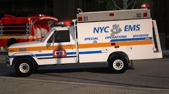 NYC EMS - 1997 Ford - Special Operations Division Truck
